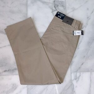 NWT Cremieux Hudson Khaki Tan Jeans Denim - Size 33 x 30